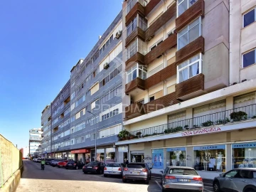 Apartamento T1 para Venda em Mina de Água
