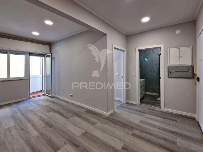 Apartamento T1 para Venda em Mina de Água Foto 11
