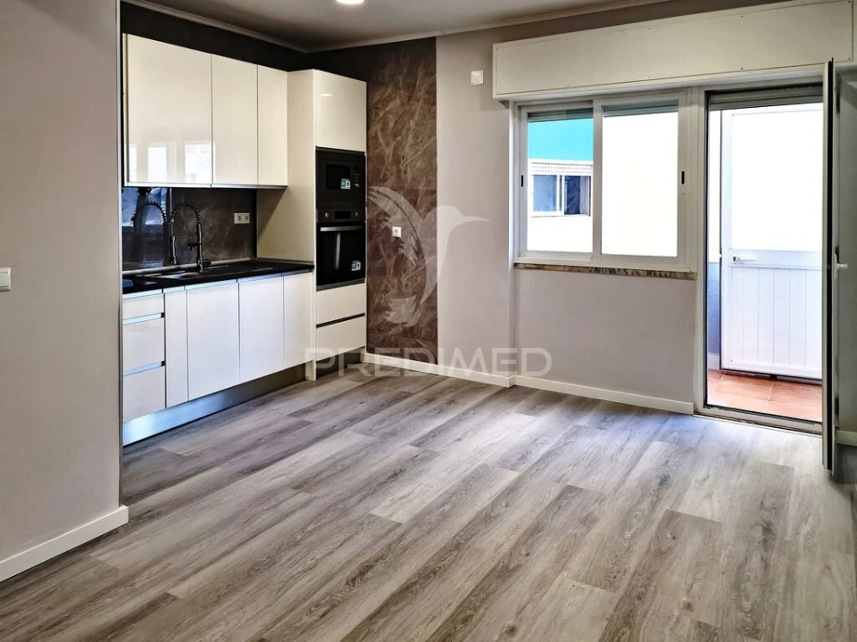 Apartamento T1 para Venda em Mina de Água Foto 9
