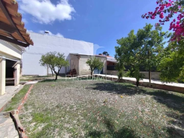 Moradia T2 para Venda em Charneca de Caparica e Sobreda