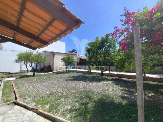 Moradia T2 para Venda em Charneca de Caparica e Sobreda Foto 7