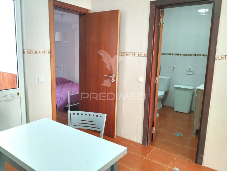 Apartamento T2 para Venda em Sines Foto 15