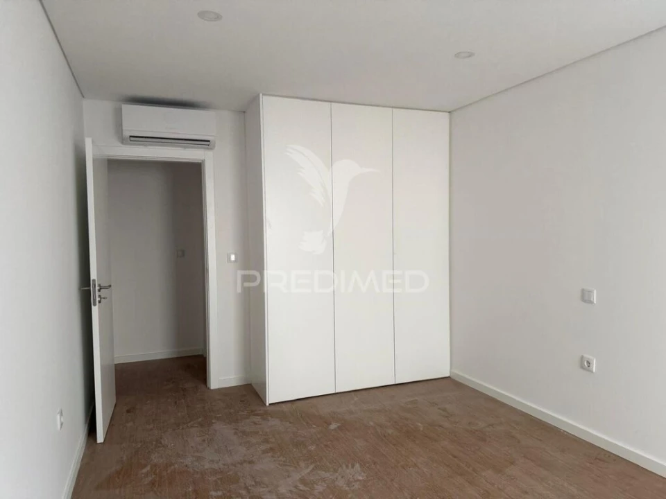Apartamento T2 para Venda em Esgueira Foto 11