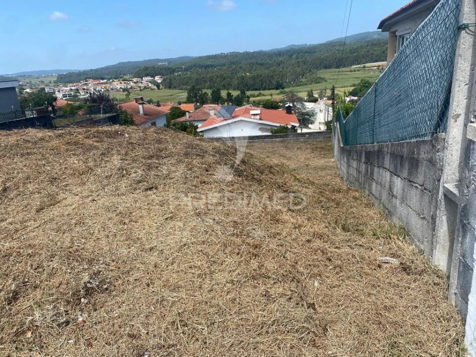 Terreno para Venda em Gondifelos, Cavalões e Outiz Foto 9