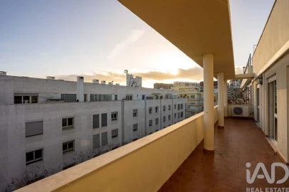 Apartamento T3 para Arrendamento em Olivais