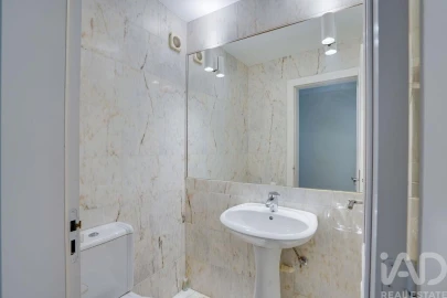 Apartamento T3 para Arrendamento em Olivais