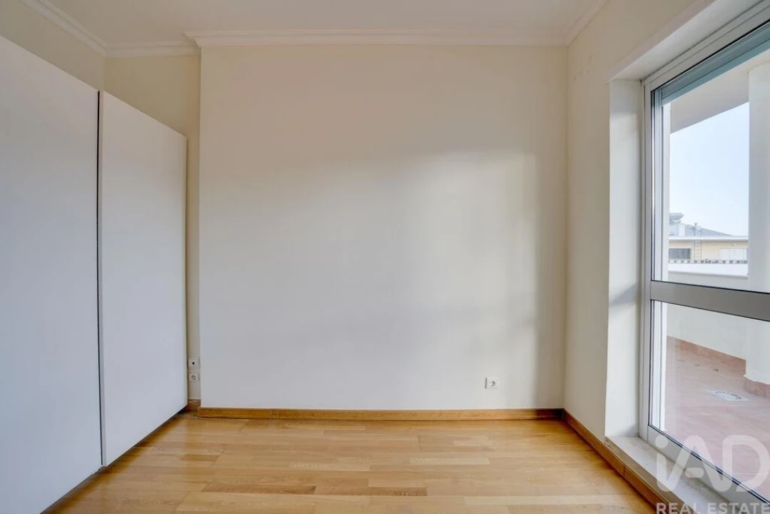 Apartamento T3 para Arrendamento em Olivais Foto 12
