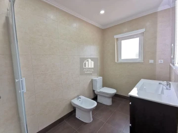 Moradia T3 para Venda em Ericeira