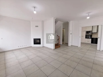 Moradia T3 para Venda em Ericeira