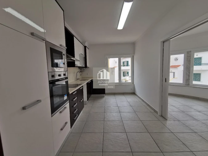 Moradia T3 para Venda em Ericeira Foto 2