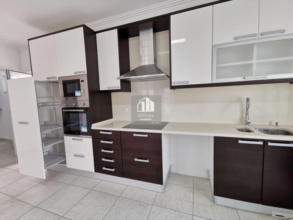 Moradia T3 para Venda em Ericeira Foto 1