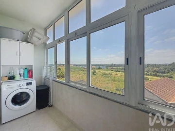 Apartamento T3 para Venda em Nossa Senhora do Pópulo, Coto e São Gregório