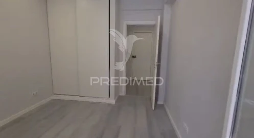 Apartamento T1 para Venda em Venteira