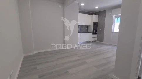 Apartamento T1 para Venda em Venteira