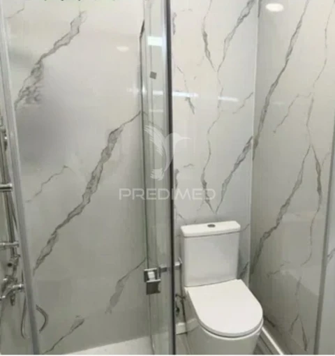 Apartamento T1 para Venda em Venteira
