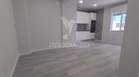 Apartamento T1 para Venda em Venteira