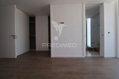 Moradia T3 para Venda em Merelim (São Pedro) e Frossos