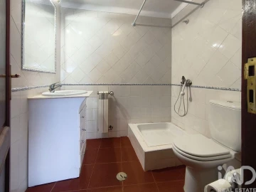 Moradia T5 para Venda em Semide e Rio Vide