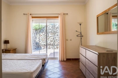 Moradia T4 para Venda em Albufeira e Olhos de Água
