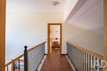 Moradia T4 para Venda em Albufeira e Olhos de Água