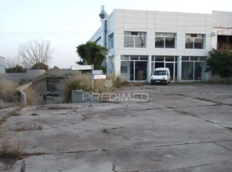 Armazém para Venda em Barbacena e Vila Fernando Foto 1