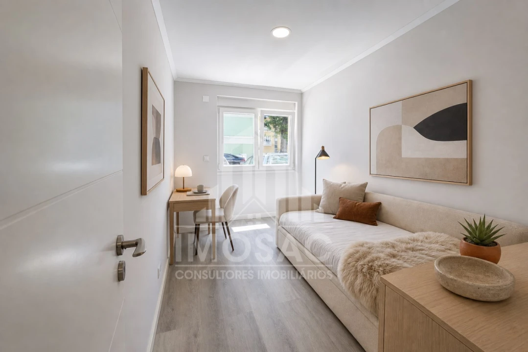 Apartamento T2 para Venda em Benfica Foto 5