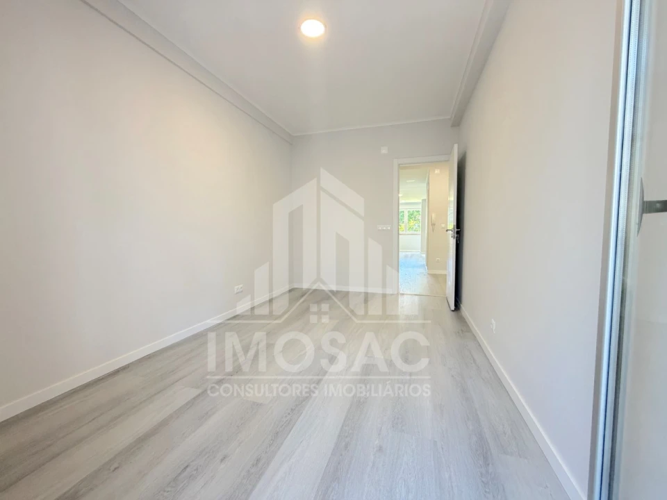 Apartamento T2 para Venda em Oeiras e São Julião da Barra, Paço de Arcos e Caxias Foto 19