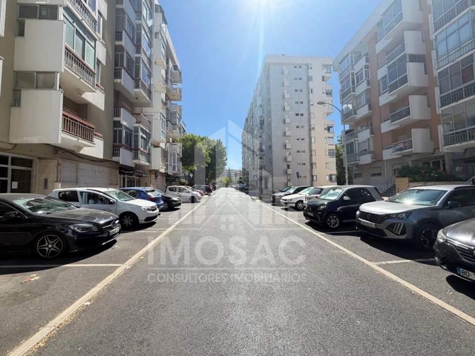 Apartamento T2 para Venda em Oeiras e São Julião da Barra, Paço de Arcos e Caxias Foto 20