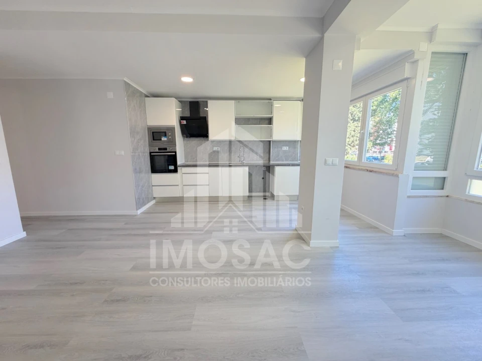 Apartamento T2 para Venda em Oeiras e São Julião da Barra, Paço de Arcos e Caxias Foto 4
