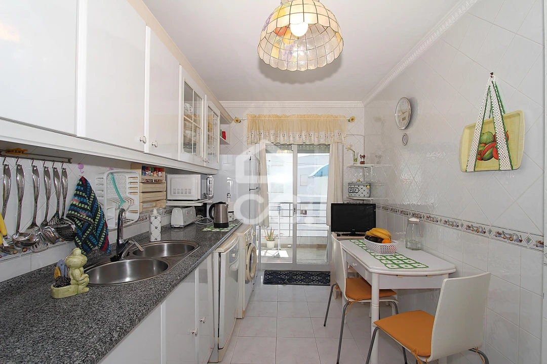 Apartamento T2 para Venda em Armação de Pera Foto 5