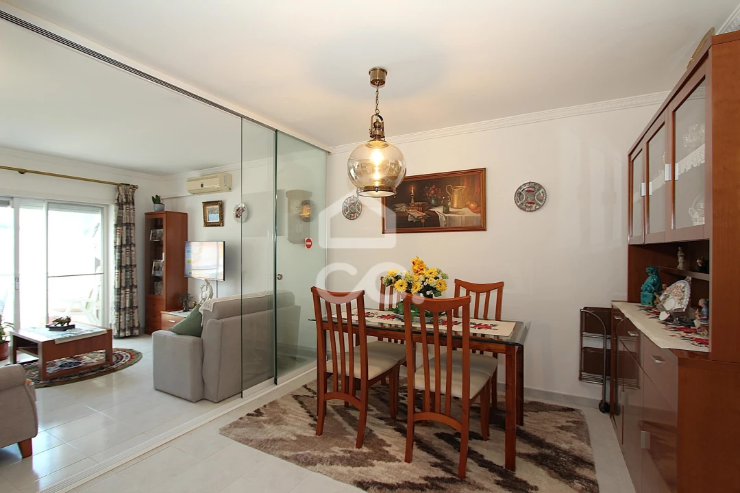 Apartamento T2 para Venda em Armação de Pera Foto 3