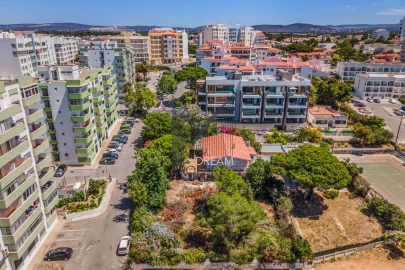 Terreno para Venda em Quarteira