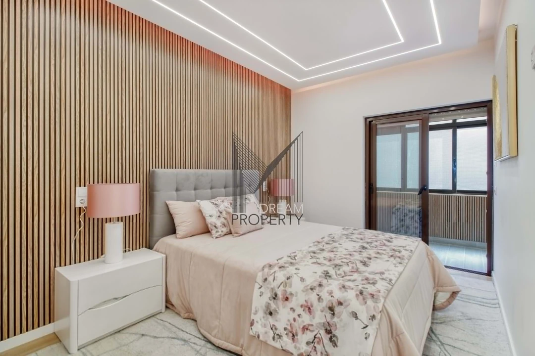 Apartamento T3 para Venda em Quarteira Foto 14