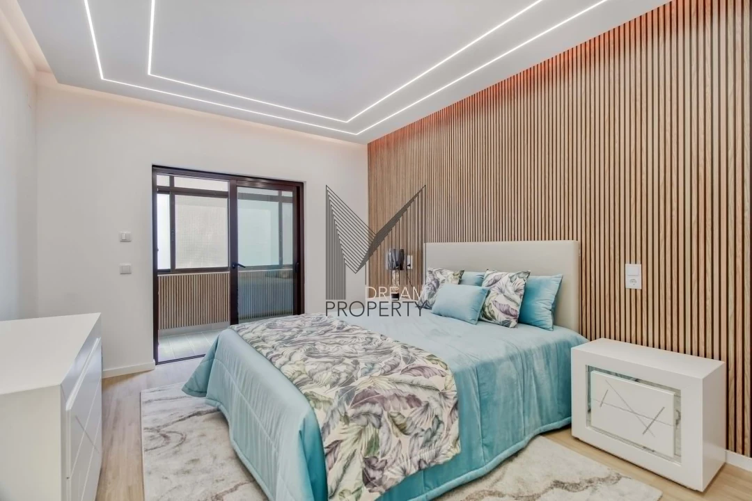 Apartamento T3 para Venda em Quarteira Foto 20