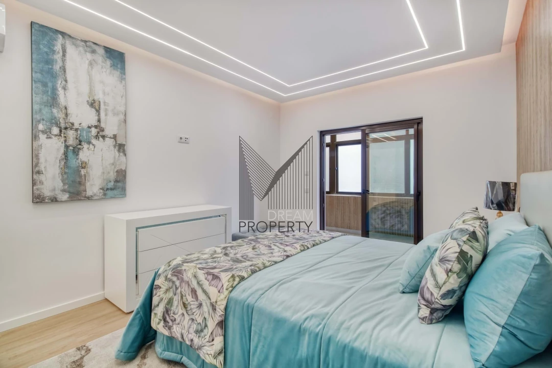 Apartamento T3 para Venda em Quarteira Foto 23