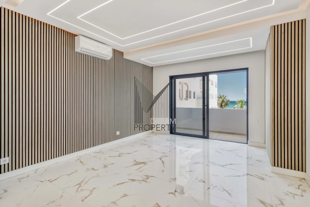 Apartamento T2 para Venda em Quarteira Foto 5