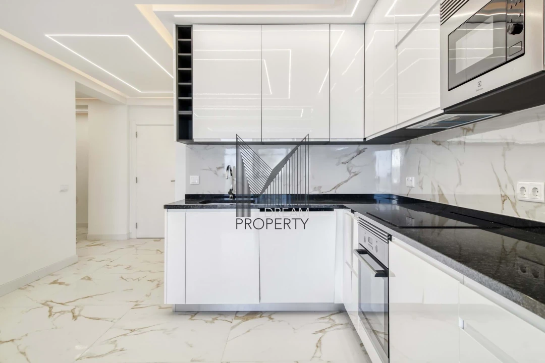 Apartamento T2 para Venda em Quarteira Foto 8