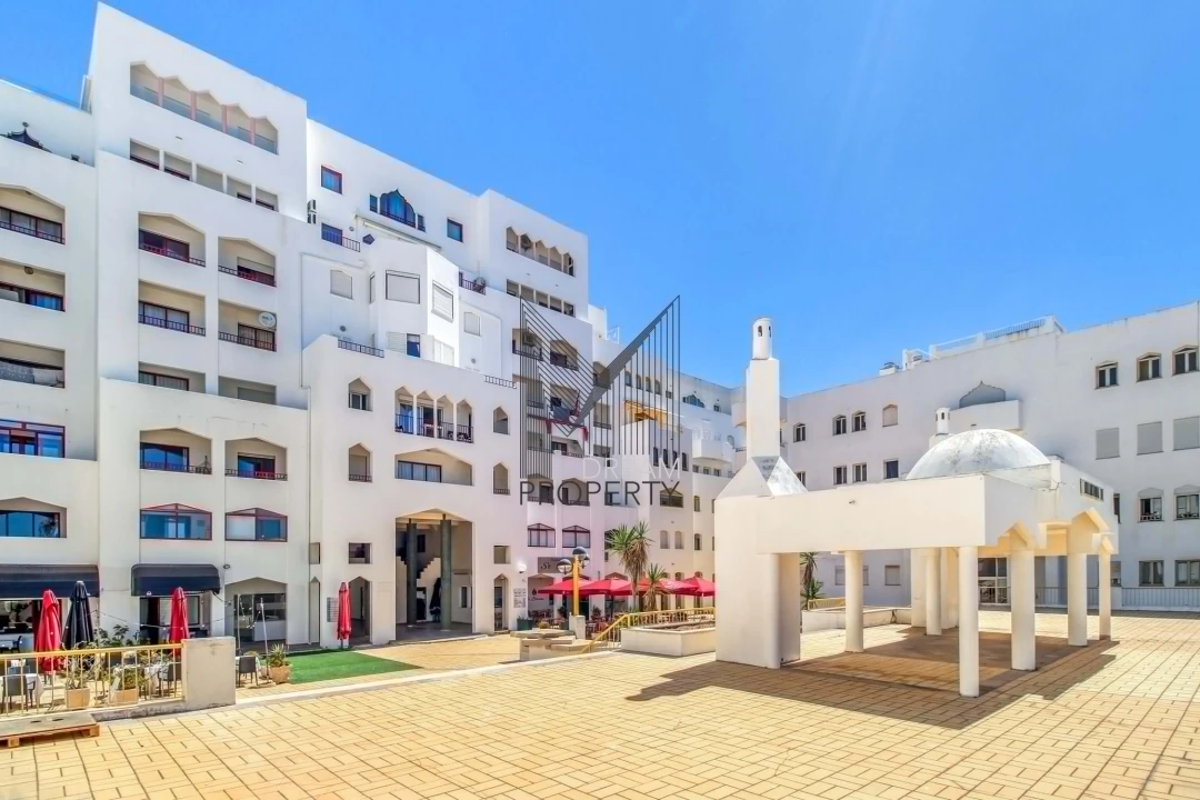 Apartamento T2 para Venda em Quarteira Foto 24