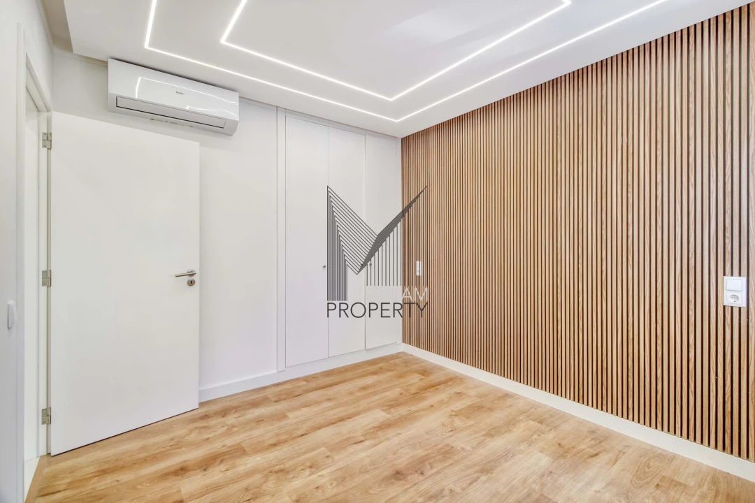 Apartamento T2 para Venda em Quarteira Foto 13