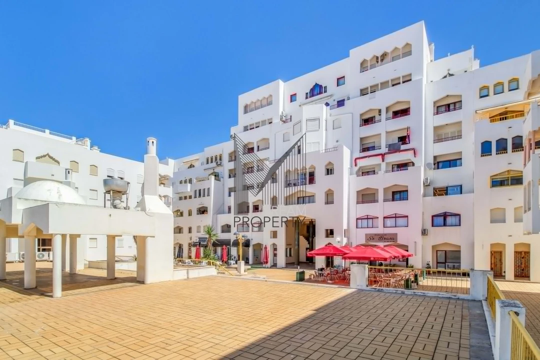 Apartamento T2 para Venda em Quarteira Foto 25