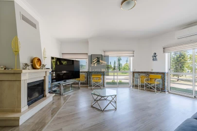 Apartamento T2 para Venda em Baixa da Banheira e Vale da Amoreira