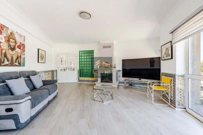 Apartamento T2 para Venda em Baixa da Banheira e Vale da Amoreira