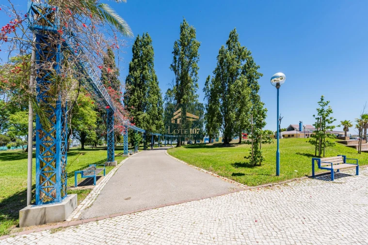 Apartamento T2 para Venda em Baixa da Banheira e Vale da Amoreira Foto 36