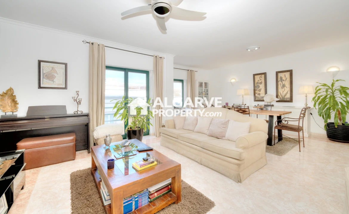 Apartamento T2 para Venda em Faro (Sé e São Pedro) Foto 13