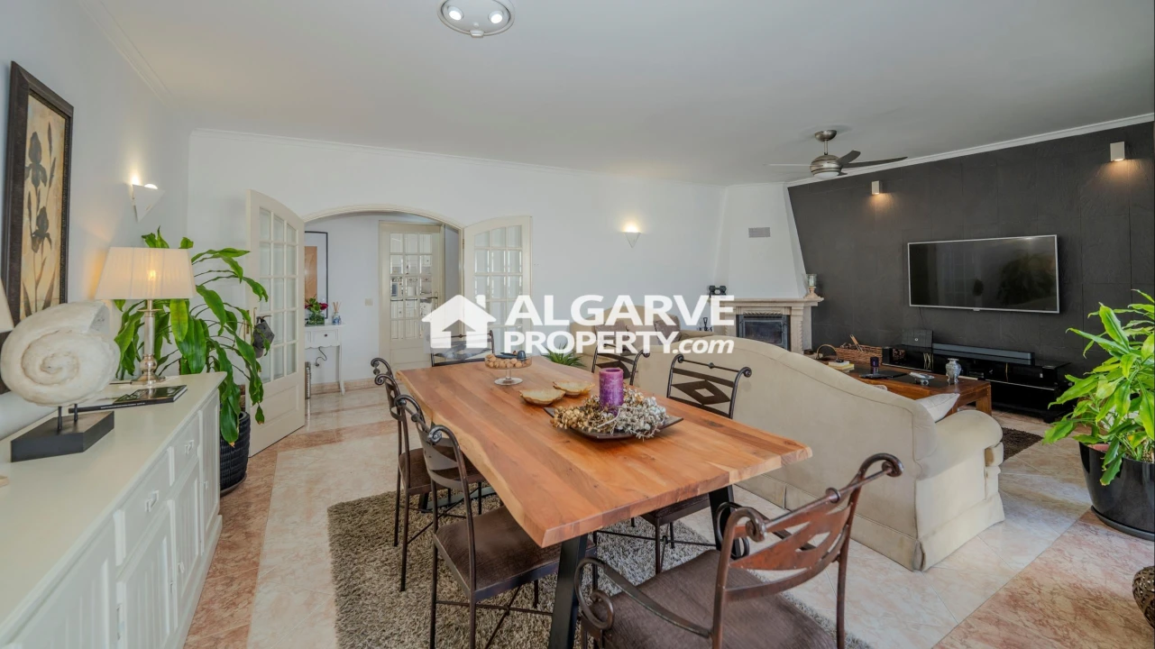 Apartamento T2 para Venda em Faro (Sé e São Pedro) Foto 4