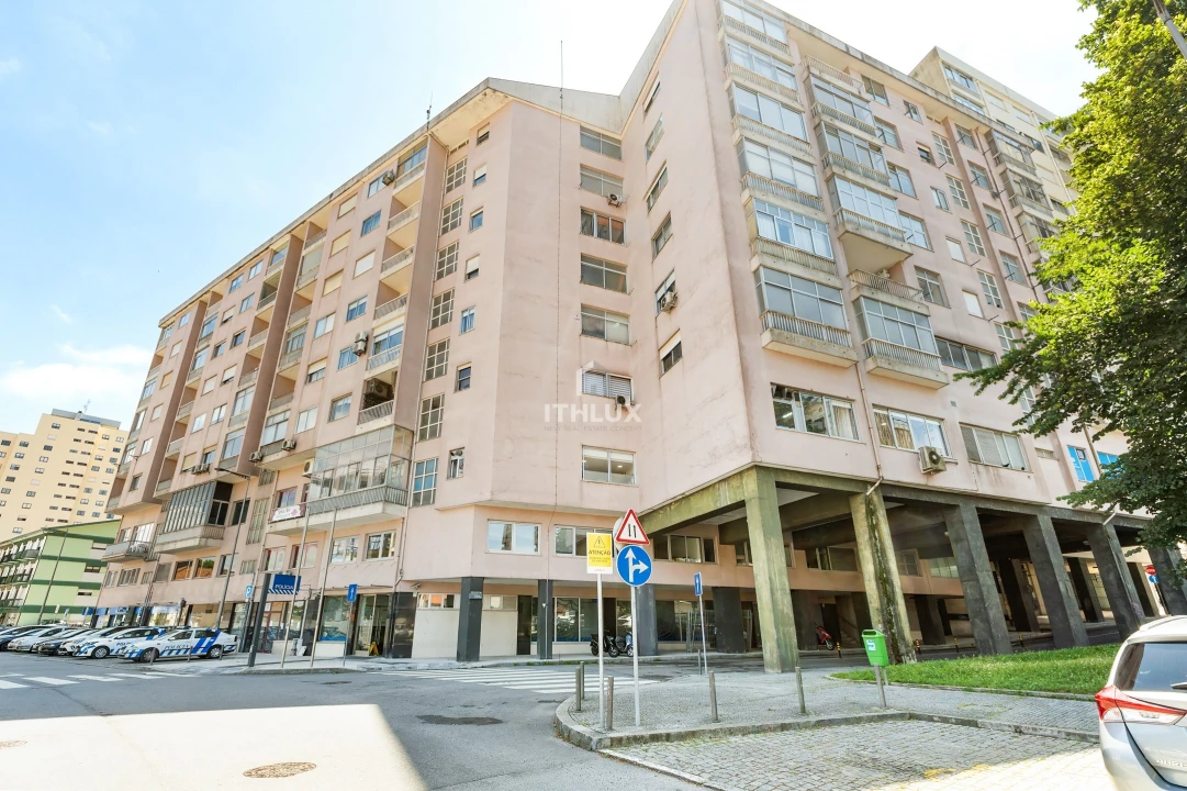 Apartamento T4 para Venda em Santa Marinha e São Pedro da Afurada Foto 28