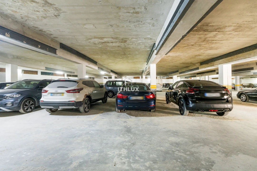 Apartamento T4 para Venda em Santa Marinha e São Pedro da Afurada Foto 27