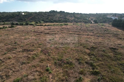 Terreno para Venda em Lagos (São Sebastião e Santa Maria)