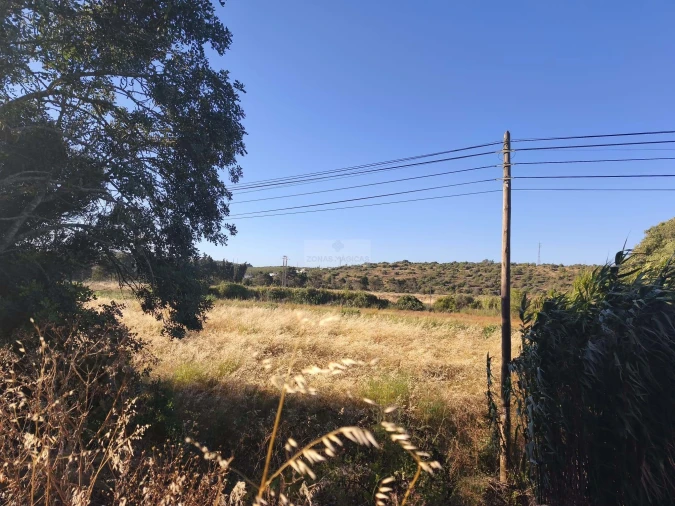 Terreno para Venda em Lagos (São Sebastião e Santa Maria) Foto 3