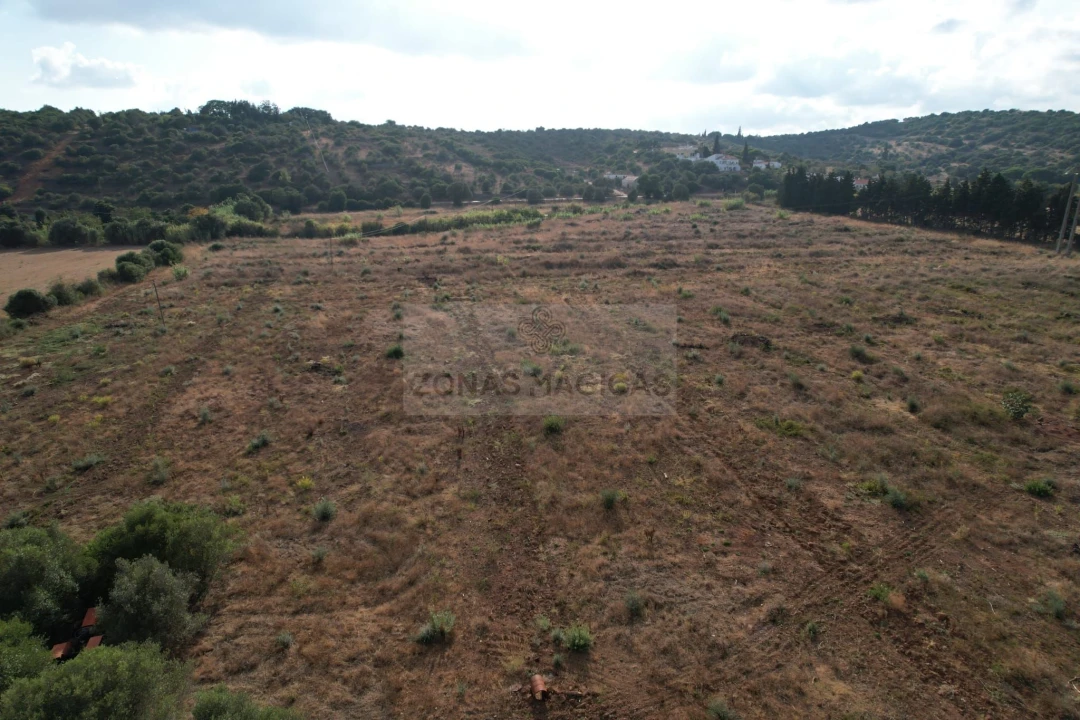 Terreno para Venda em Lagos (São Sebastião e Santa Maria) Foto 17
